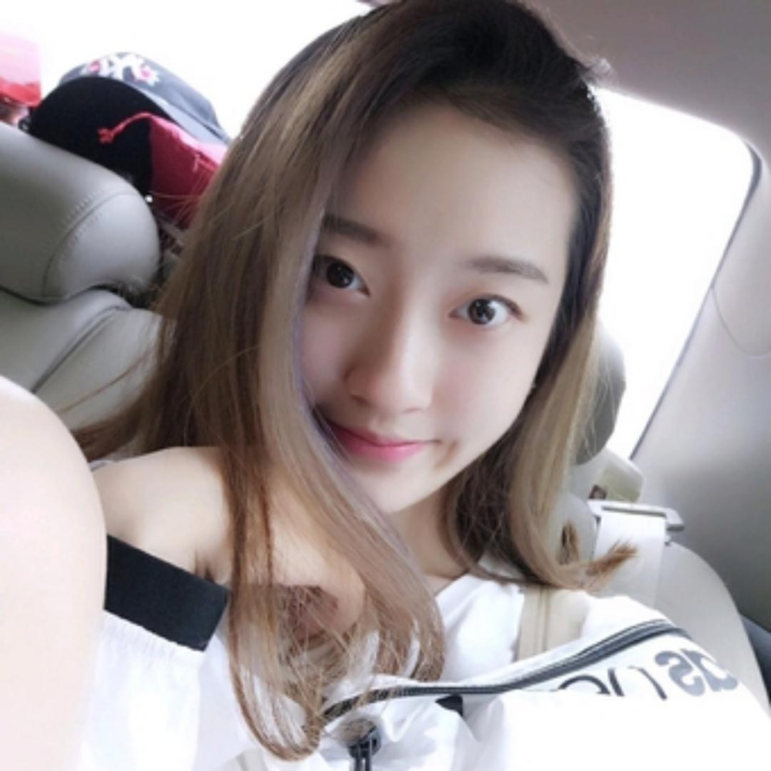 唠叨白云的照片