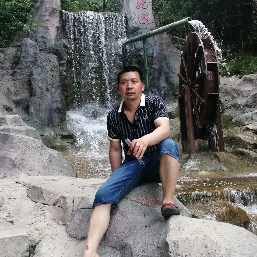 孤鹰一的照片