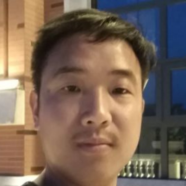 流着泪的你的眼的照片
