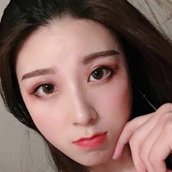 朴实回眸微凉的照片