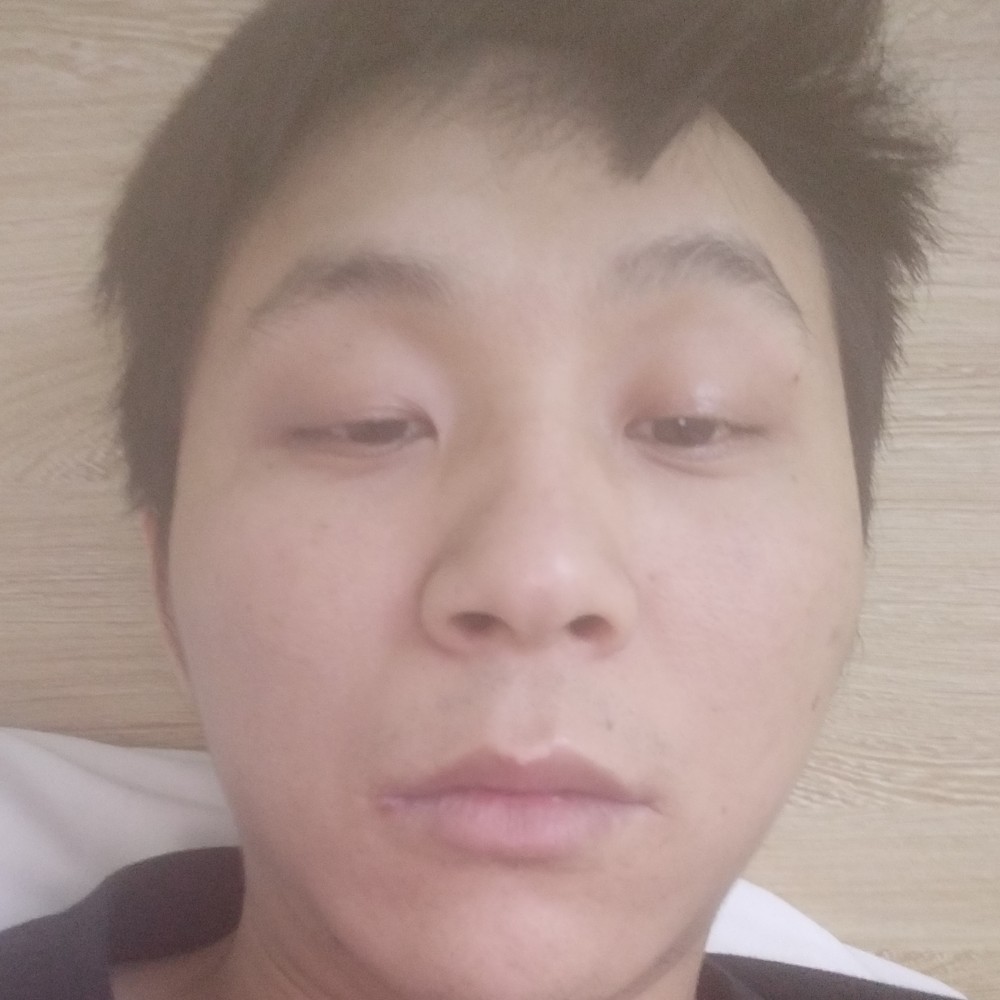 独寂睫膏的照片