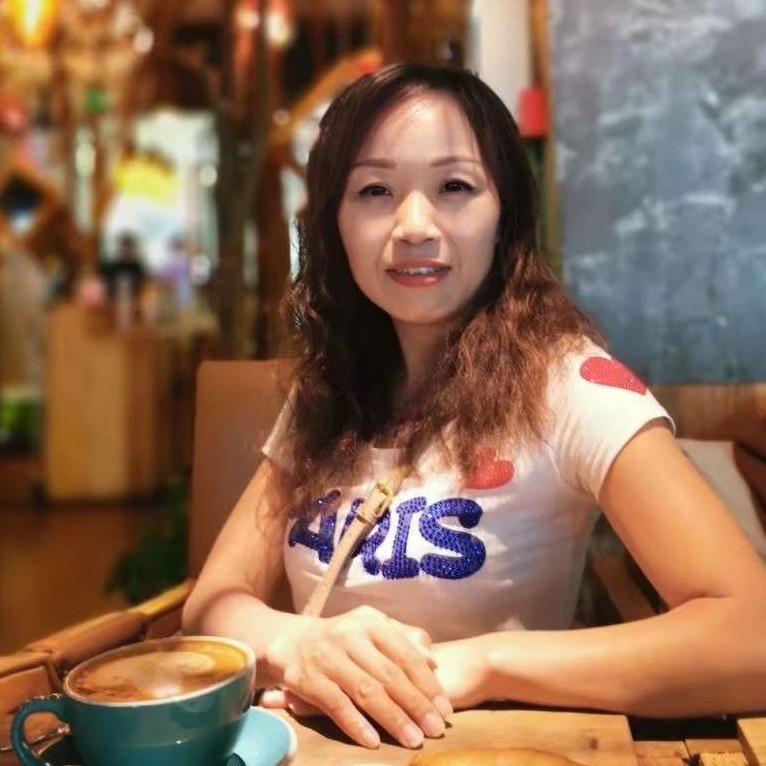 明媚女人心的照片