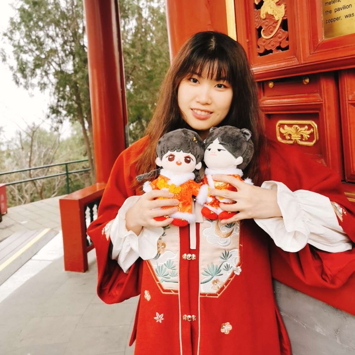 山奈丶的照片