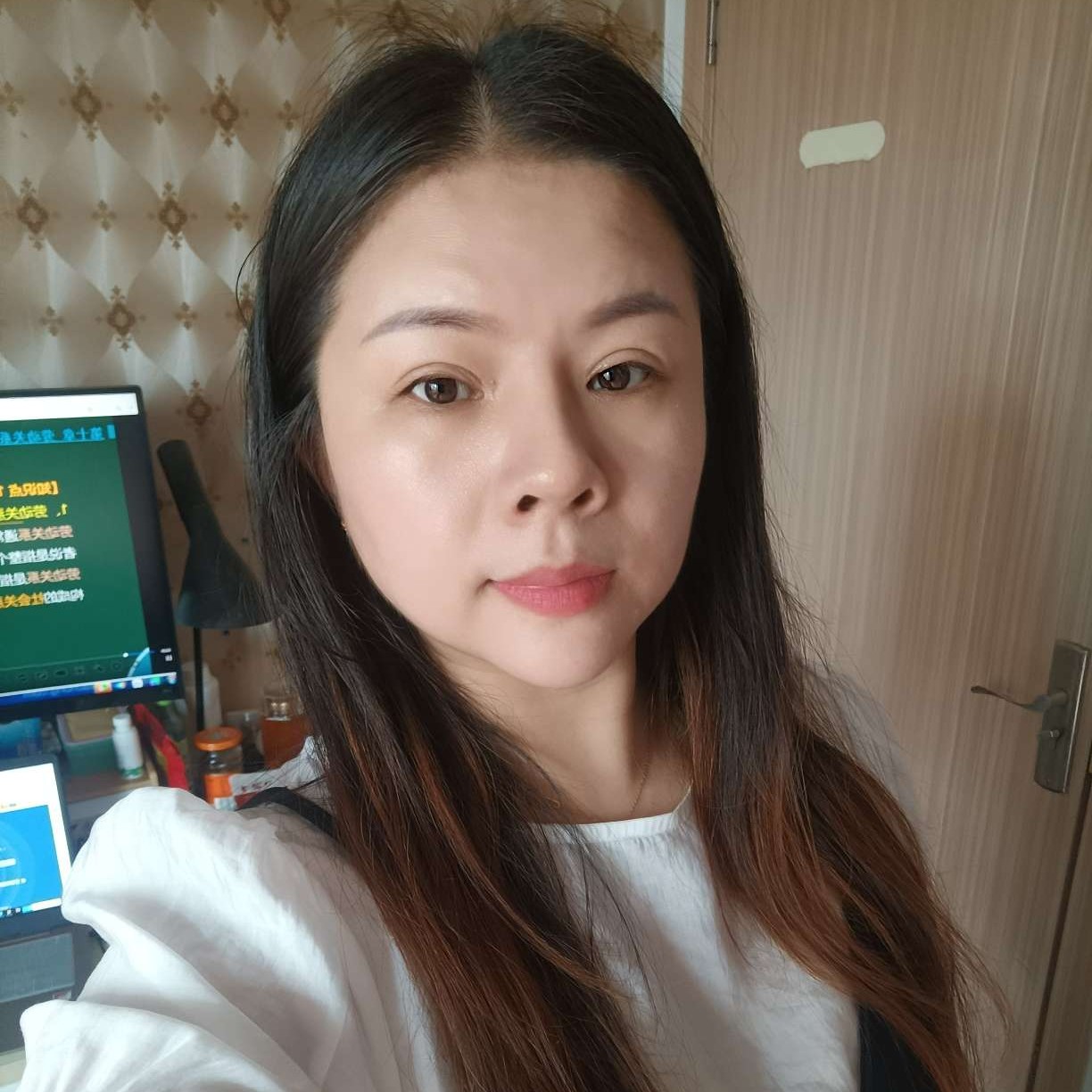 平凡的小女子的照片