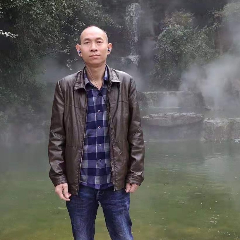 萝莉蹁跹大胆的照片