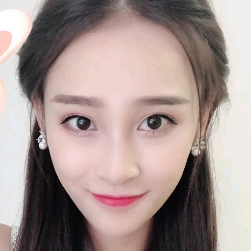 安安小美女的照片