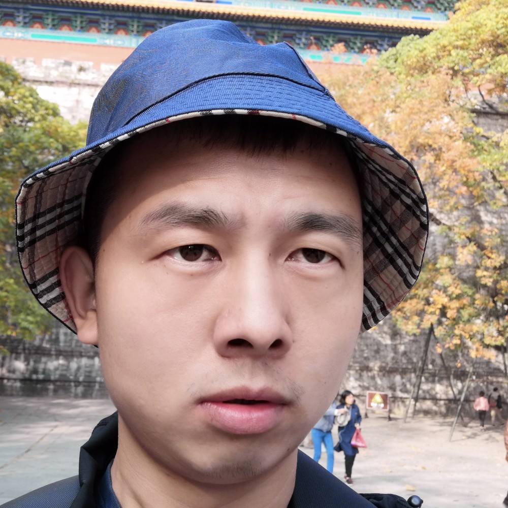 冷月漫步轻松的照片