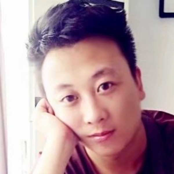 单薄等待小鸽子的照片
