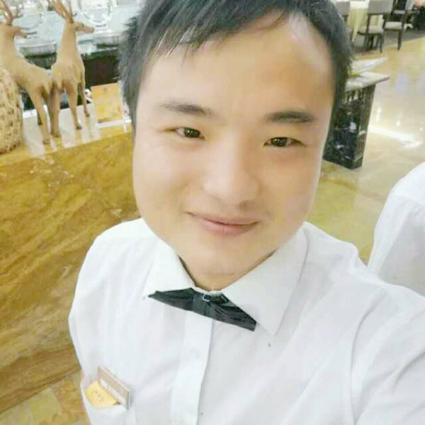 磊积的照片