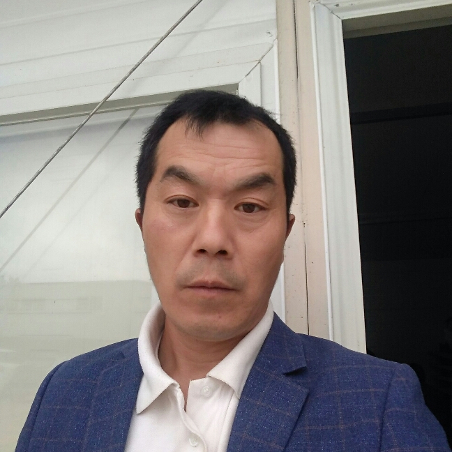 冷静闻大山的照片