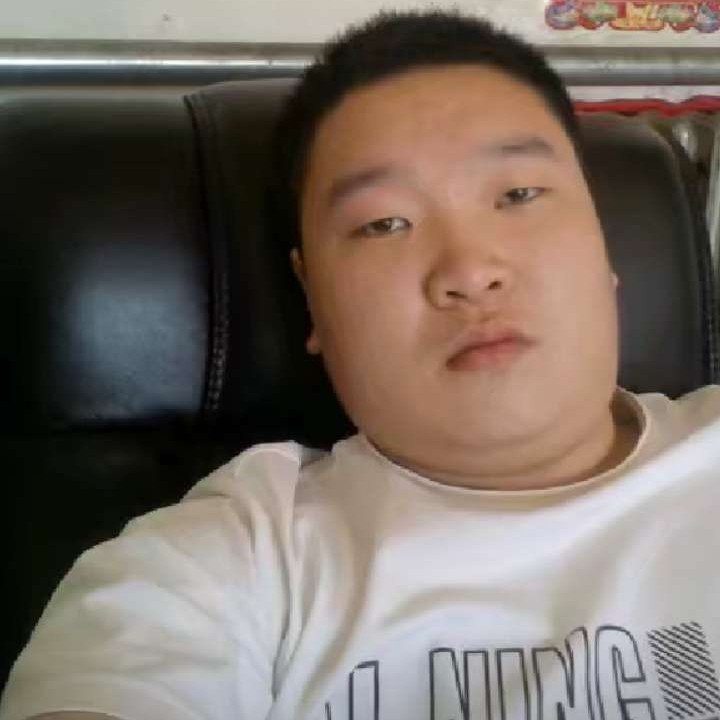 竣铭的照片