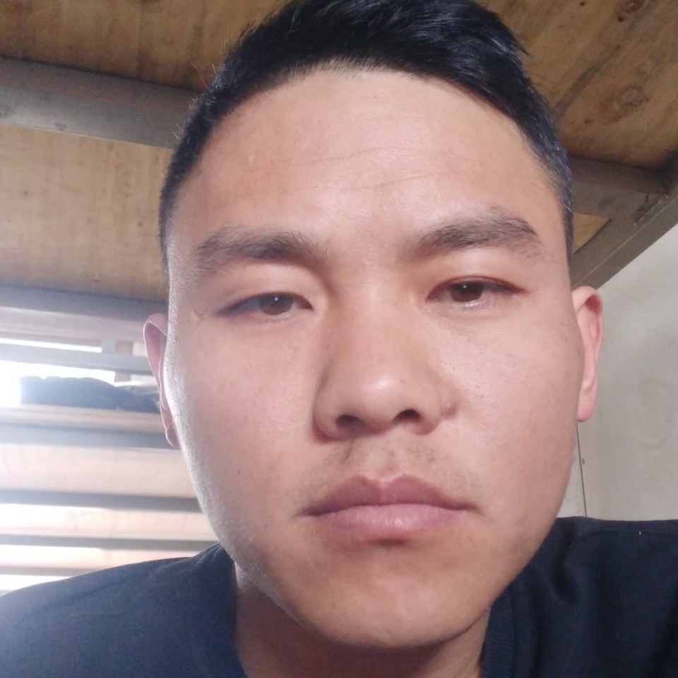 贪玩与指甲油的照片