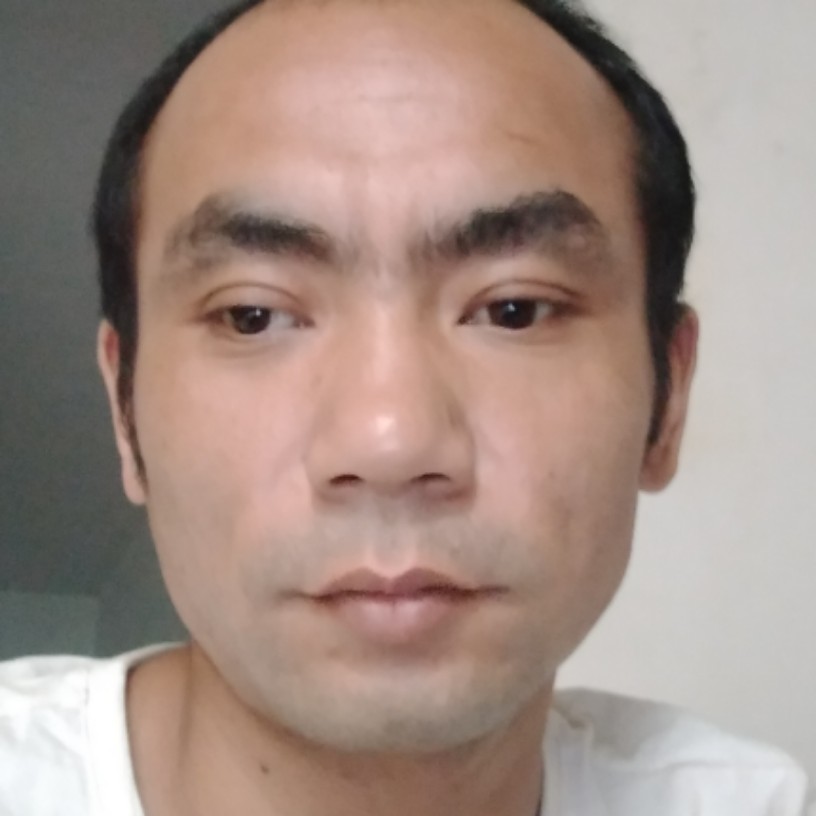 醉梦专注的照片