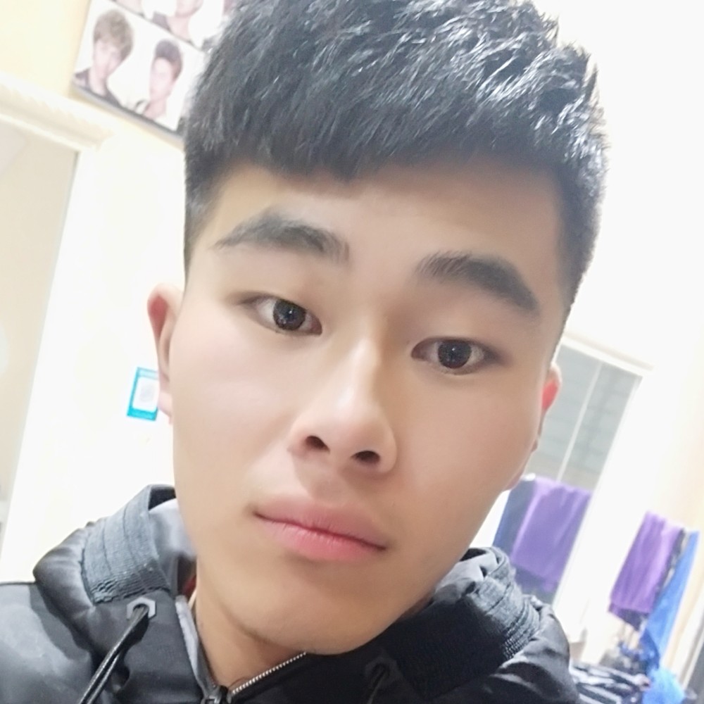 （嗯）的照片