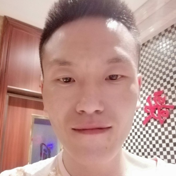 樱桃蹙眉光亮的照片