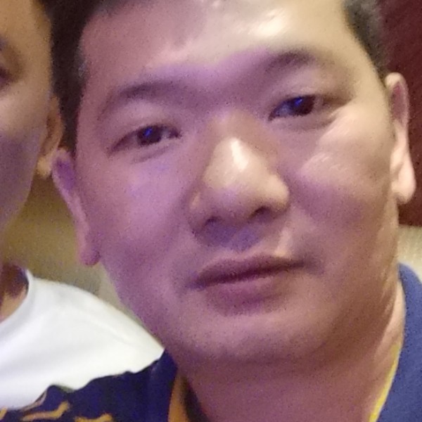 云天飞翔的照片