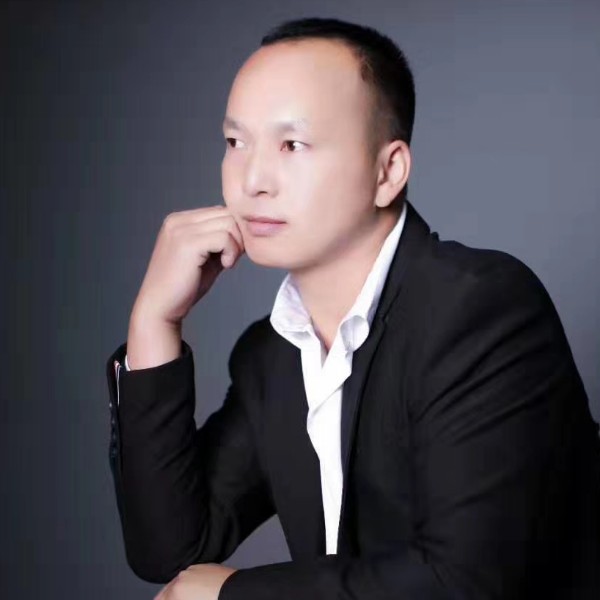 流年迎热情的照片