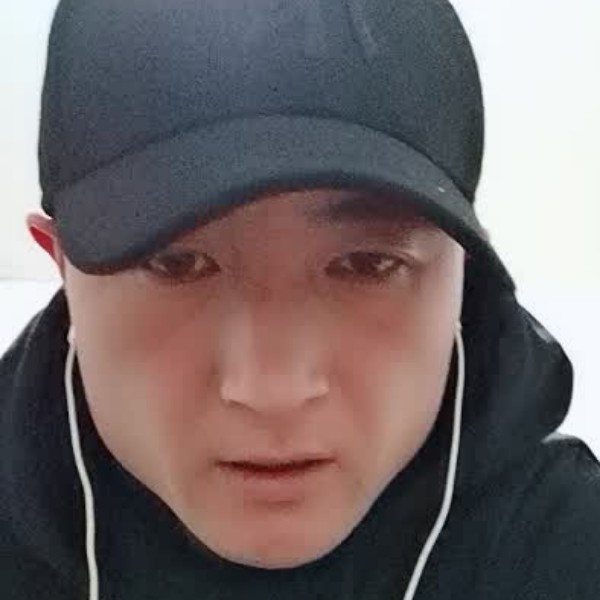 踏实保卫冰淇淋的照片