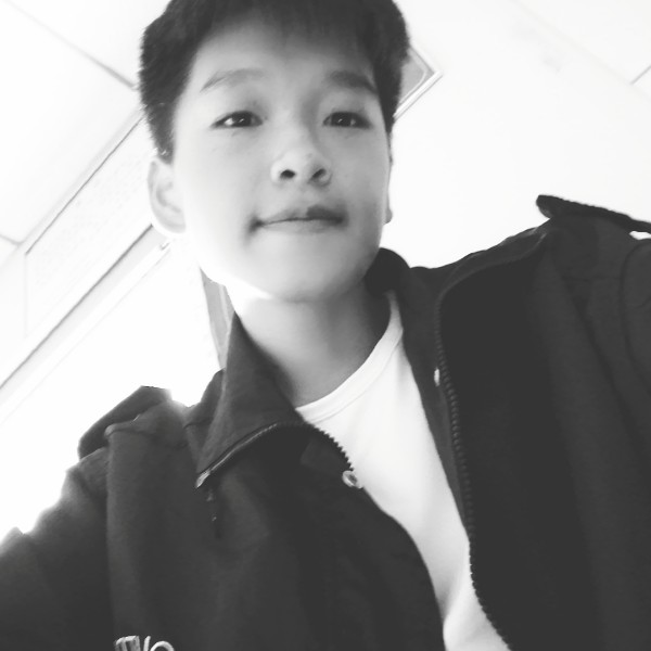 小岳y的照片