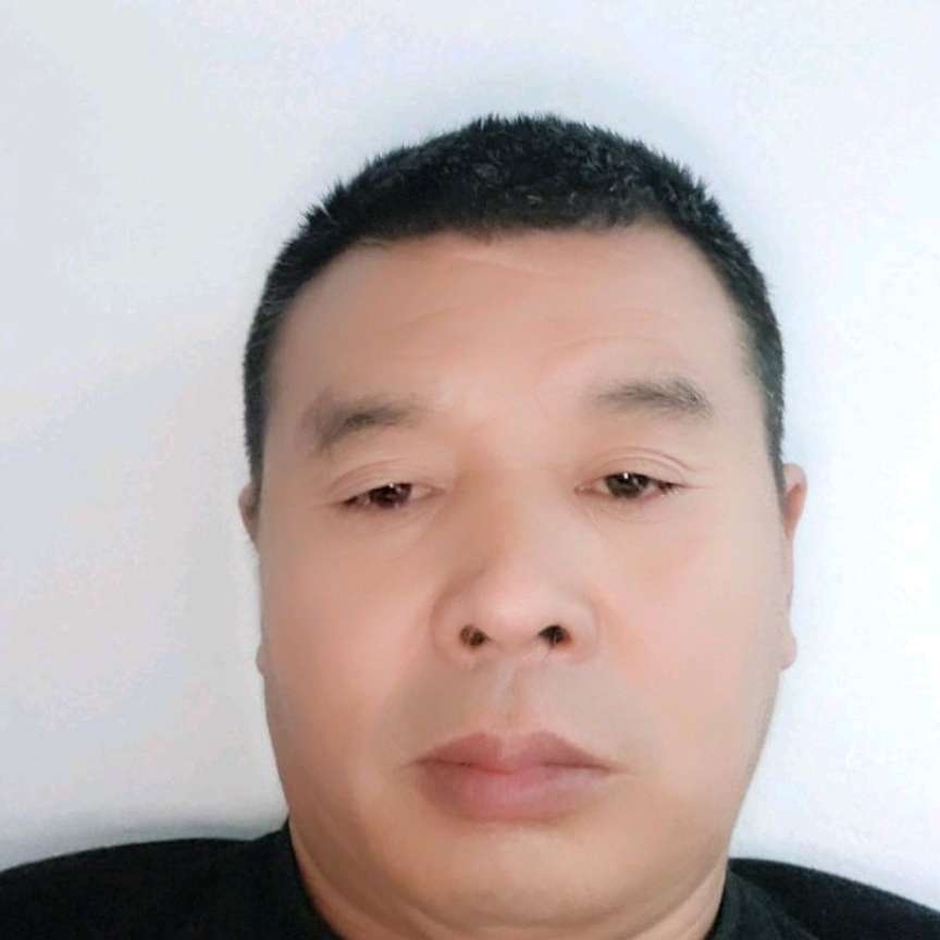 青衫轻松的照片