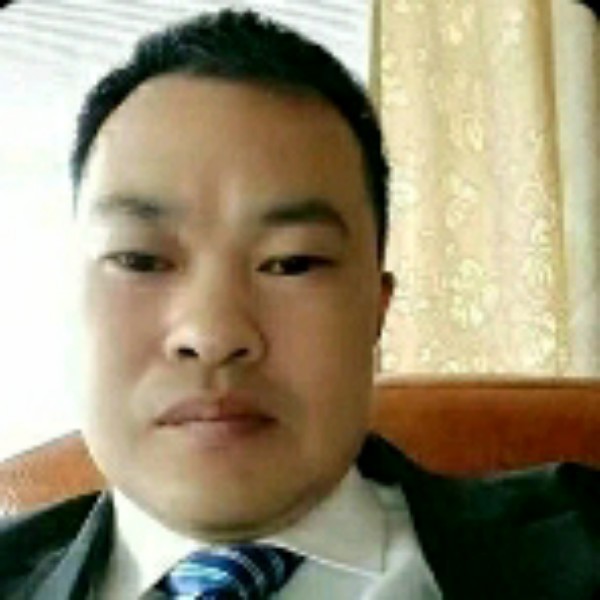 曾科荣的照片