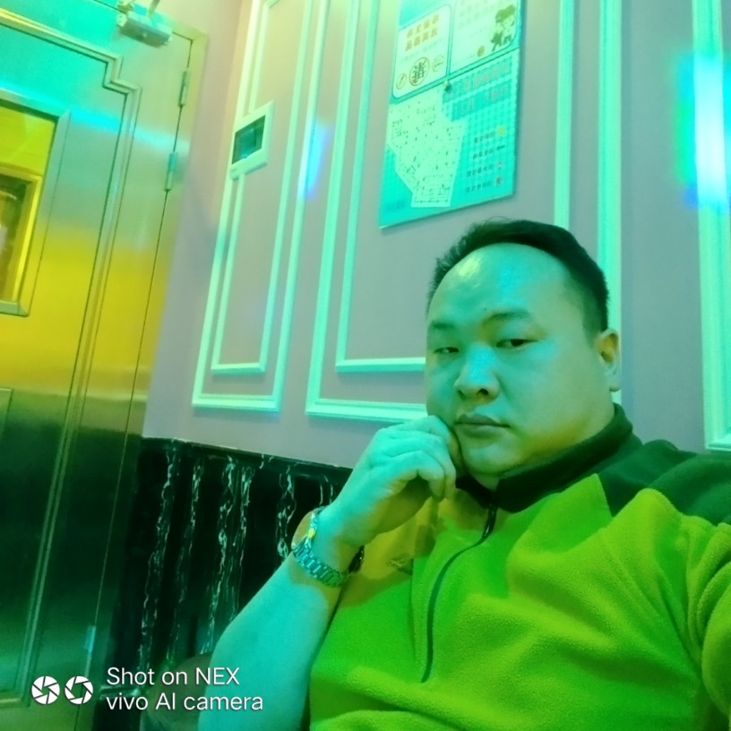 南幕影歇的照片