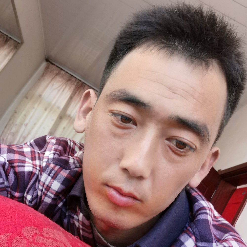 眼泪出卖了的照片