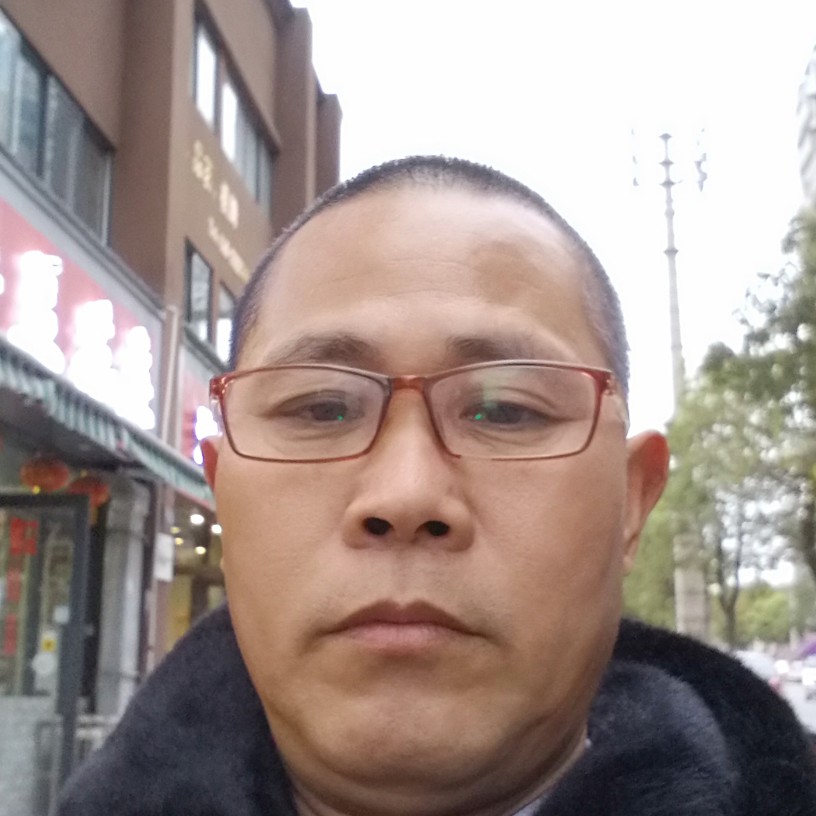 金弋铁马的照片