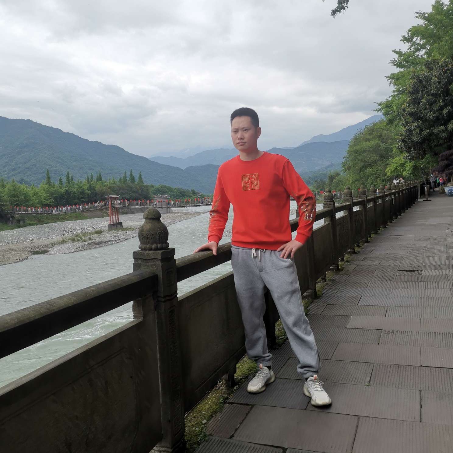 杨成的照片