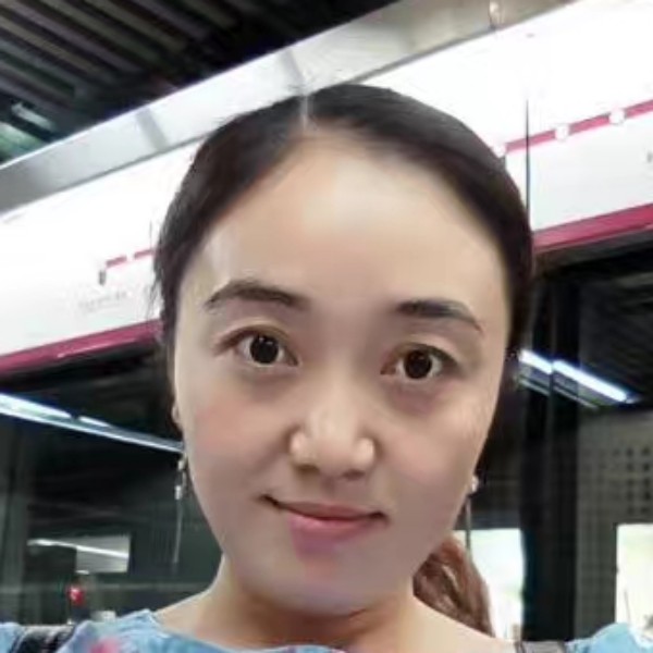 白纱裙的照片