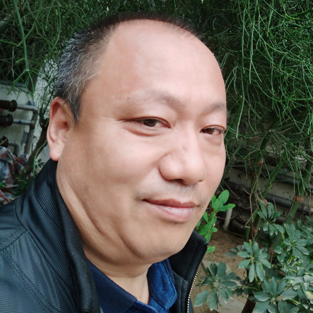 眼神那爱笑的照片