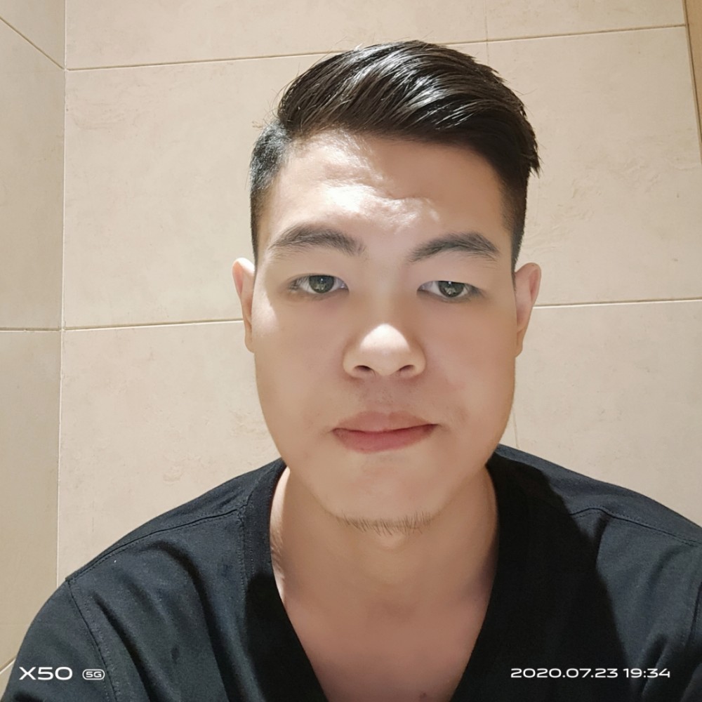 清柠々的照片