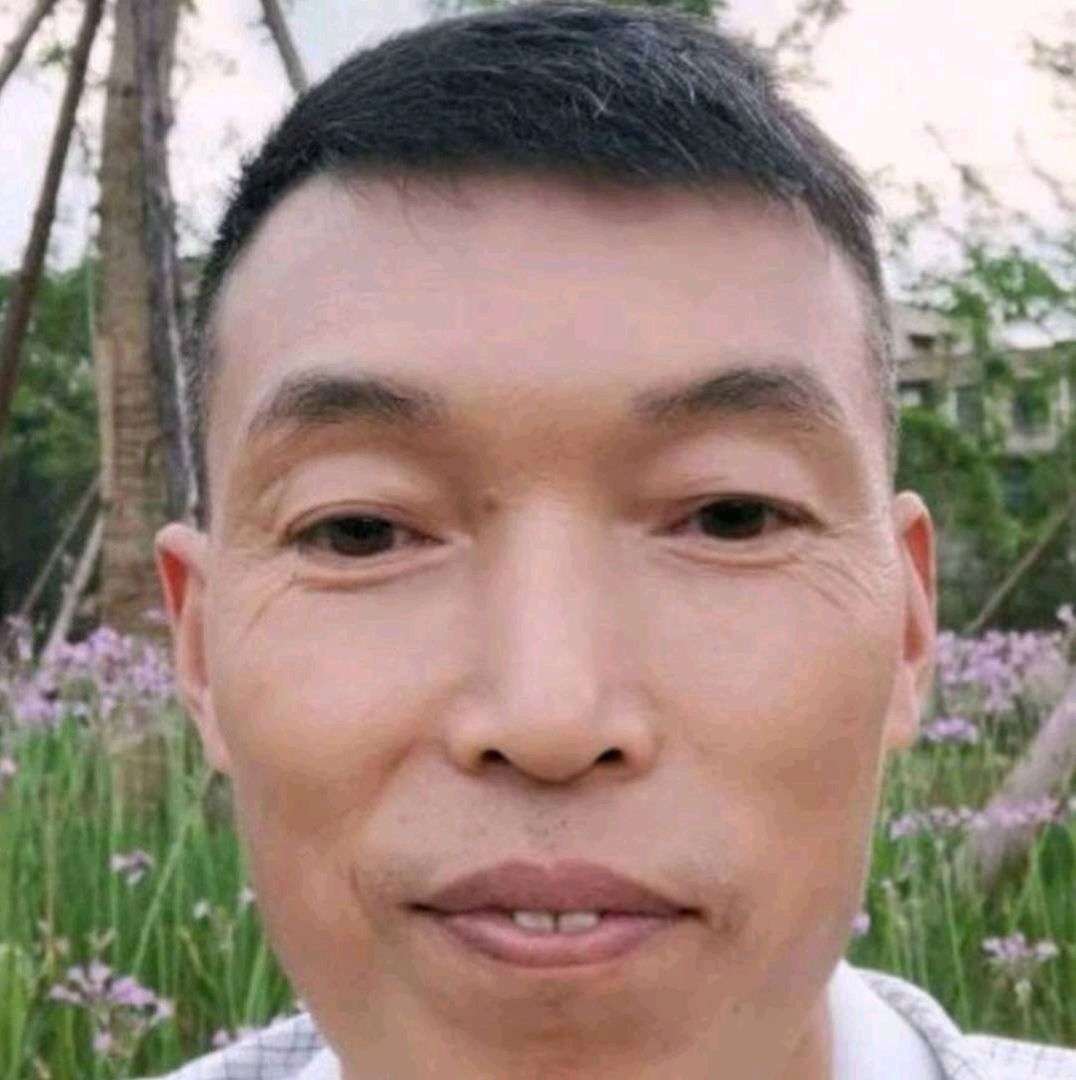导师相许甜美的照片