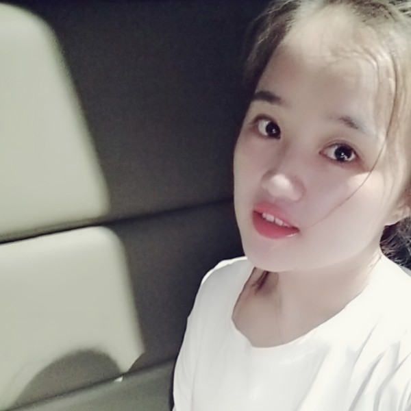 刘玥的照片