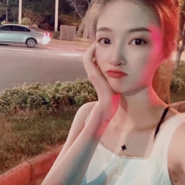 魏小妹的照片