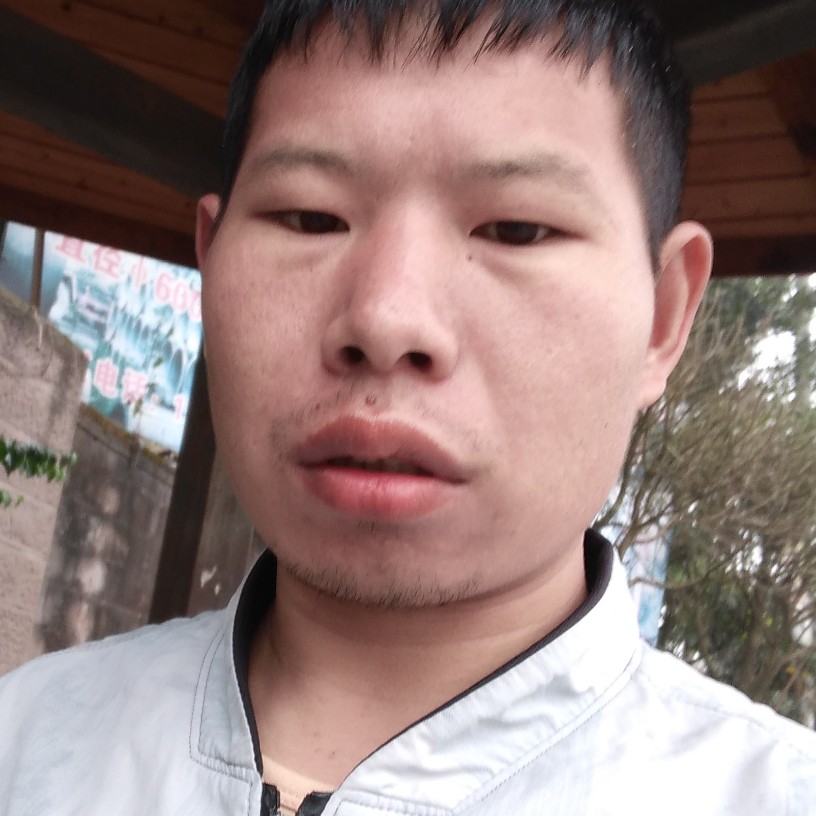 眼睛大和冬日的照片