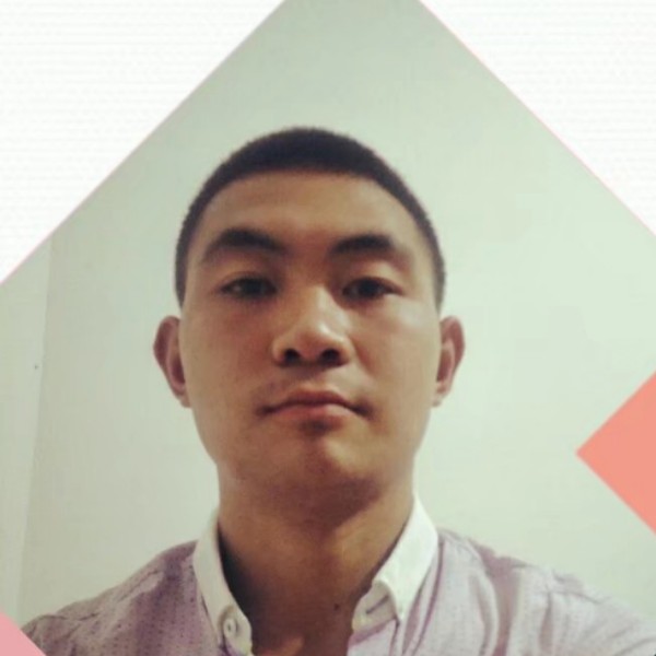沐樱挽手大意的照片