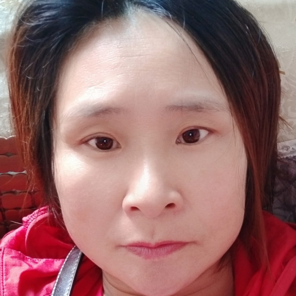 在见只是陌生人的照片