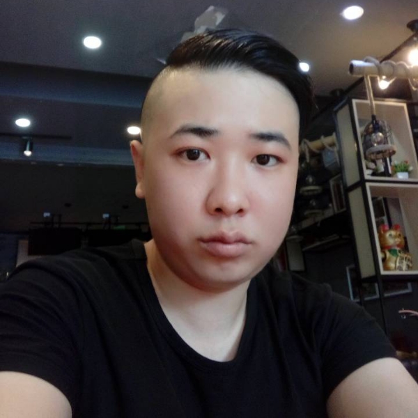 小蘑菇請威武的照片