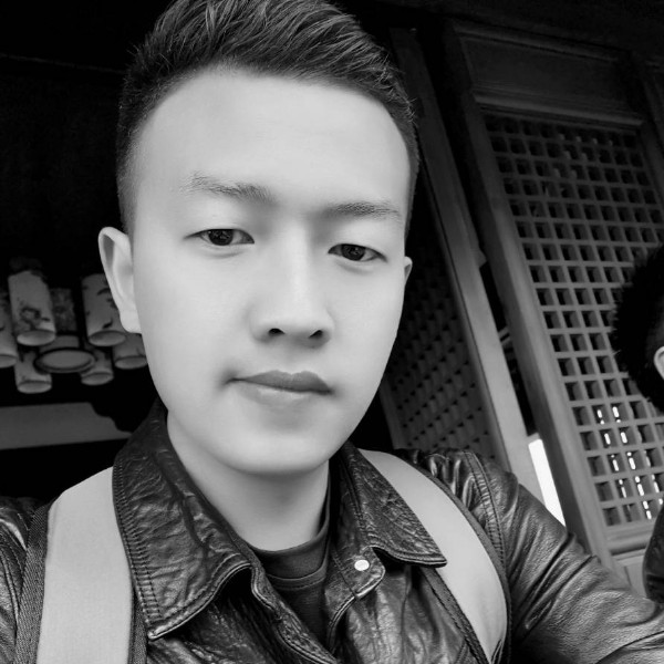 青阳君的照片