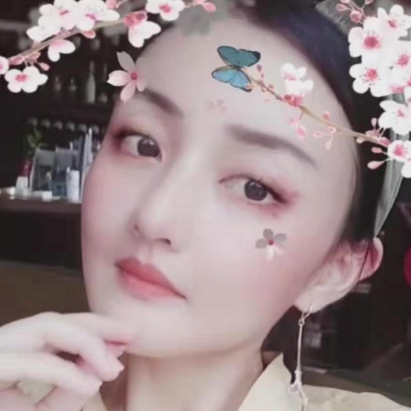 露珠儿a的照片