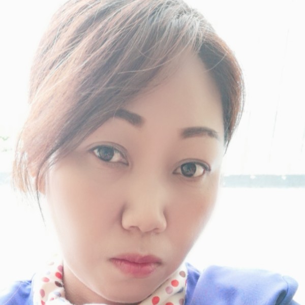 幽默倾心眼神的照片