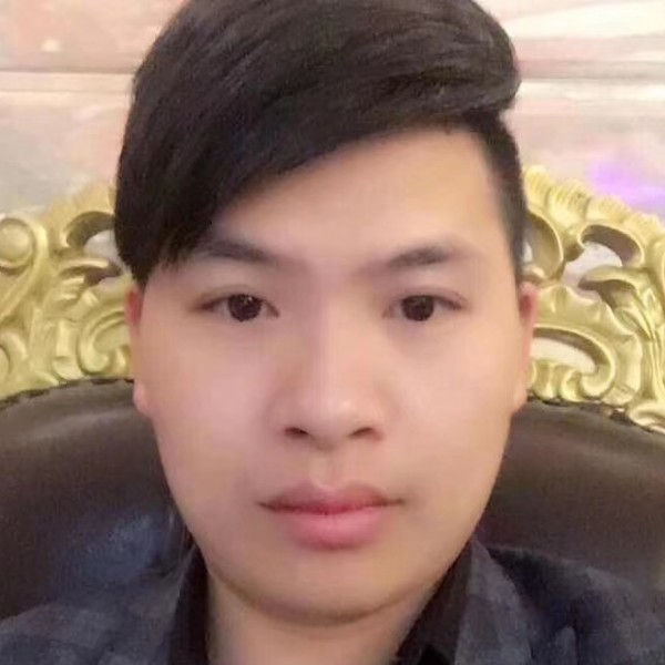 护小龙的照片