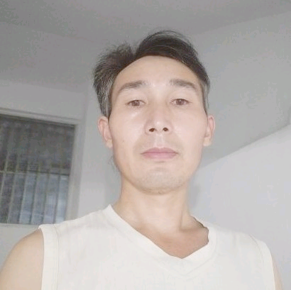 翅膀挽手安静的照片