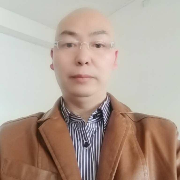 长情深拥黑夜的照片