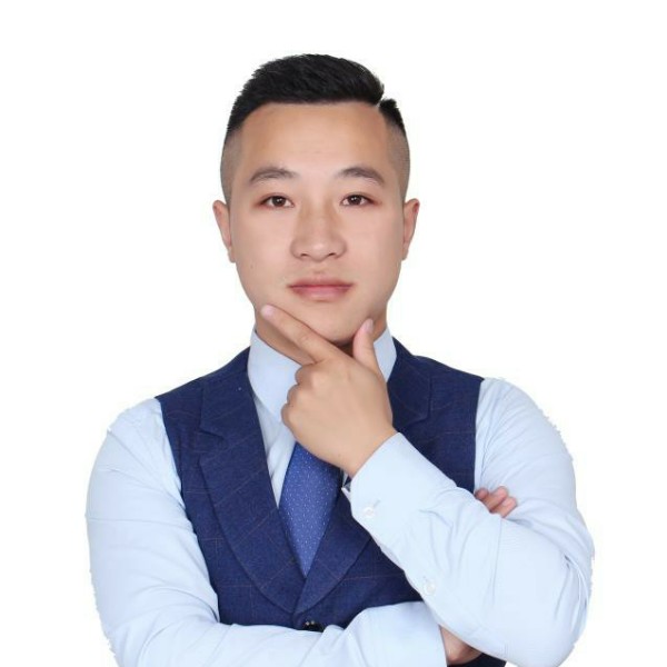 陌颜拿怕孤单的照片