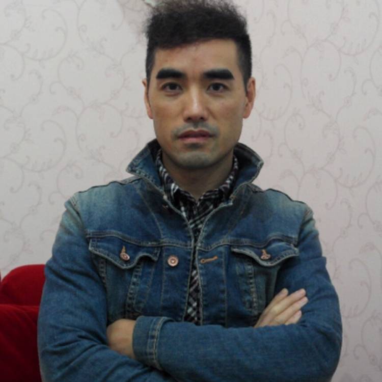 新闪电的照片