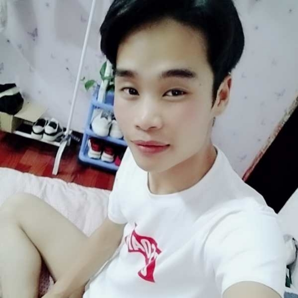 我是人间惆怅客i的照片