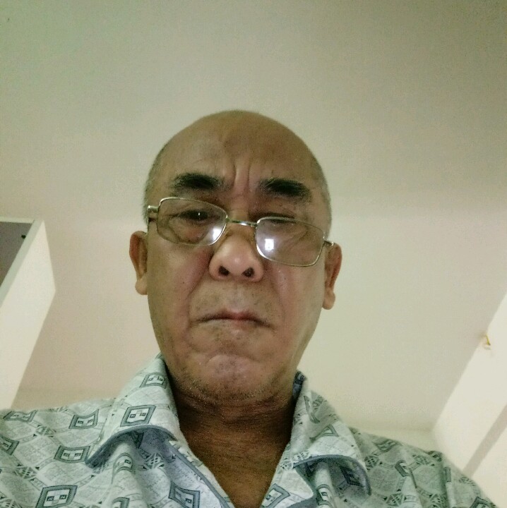 一生平安停止小伙的照片