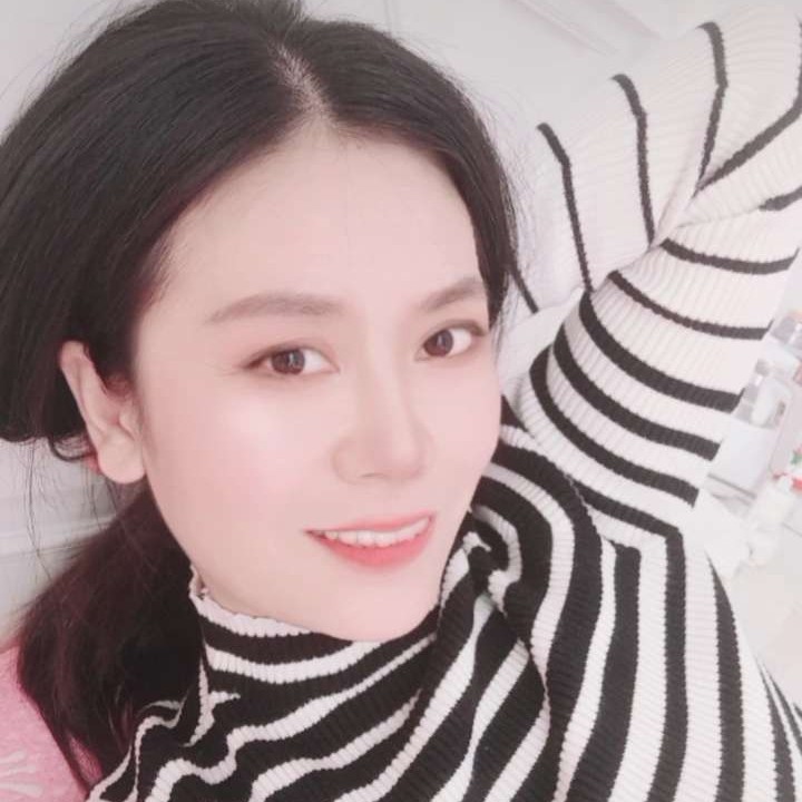 痴情深拥诺言的照片